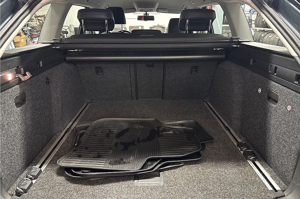 Skoda Superb Superb, 2.0 TDI 4X4 Elegance, Drag, Navi, 2 brukare
