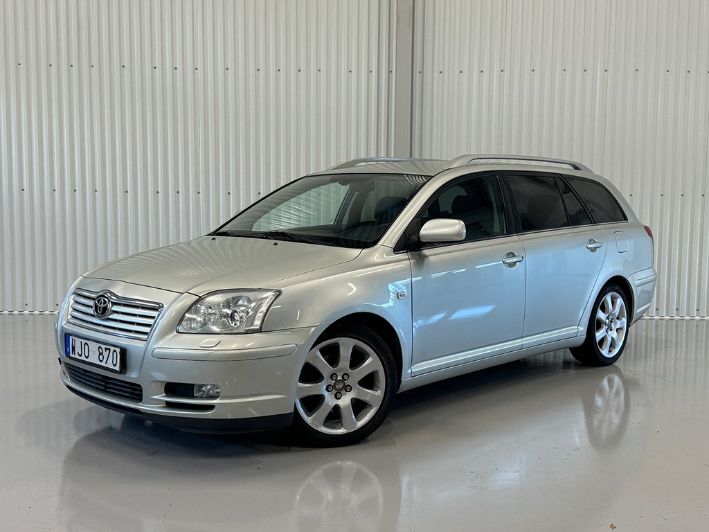 Toyota Avensis Kombi 2.0 D-4 VVT-i Executive | Läder | Drag