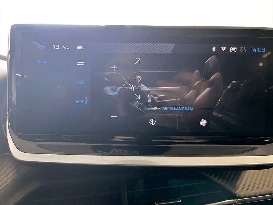 Bild på Peugeot 2008 Allure Hybrid 145hk Aut B-KAMERA CARPLAY