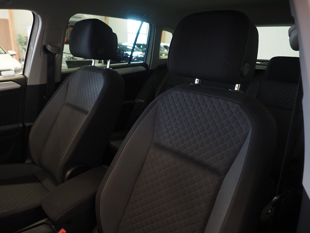 Volkswagen Tiguan 1.4 TSI 150hk 4Motion Drag Kamera Värmare 2017
