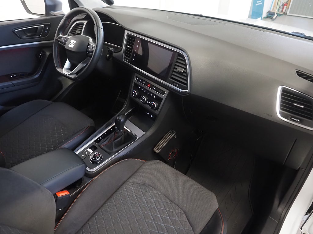 Seat Ateca 2.0 TDI 4Drive 150hk FR Cockpit Drag Navi D-Värm Kamera 2021