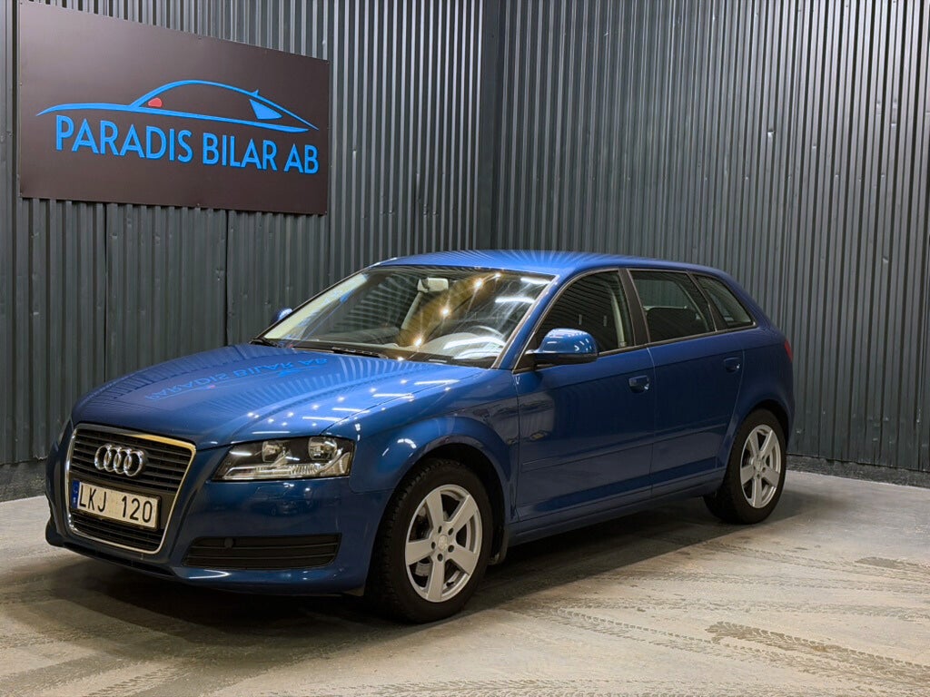 Audi A3 Sportback 1.6 E-Power 8v Attraction, Comfort Nyservad