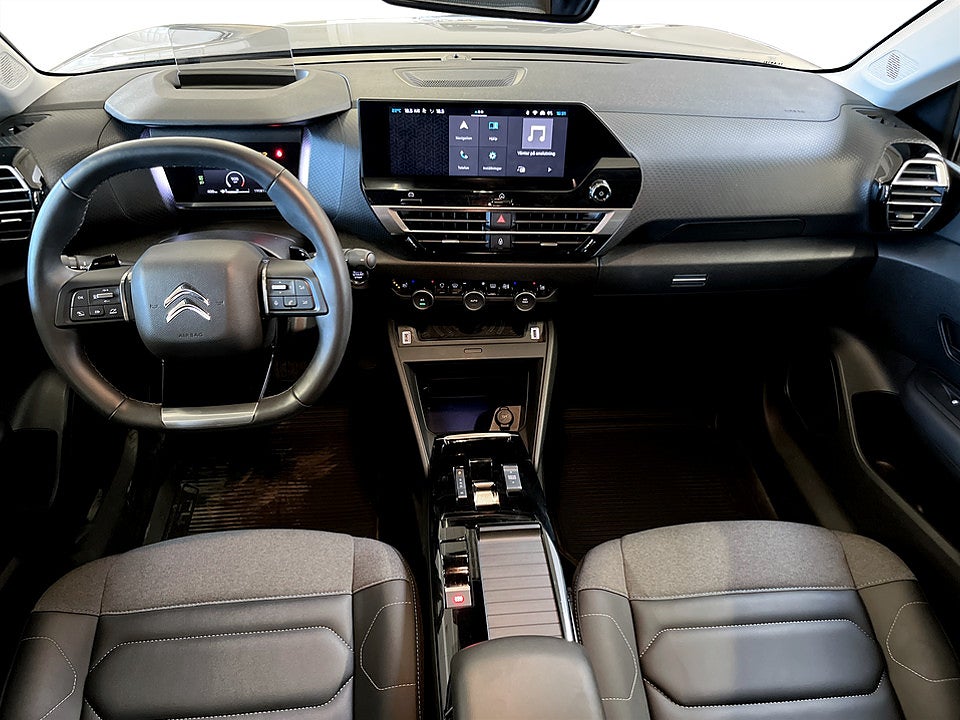 Bild på Citroën C4-X Shine 1.2 PT 130hk Aut B-KAMERA RATTVÄRME