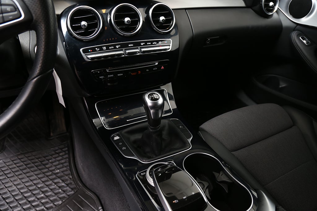 Mercedes-Benz C 180 T 156hk SE-Edition Kombi Dragkrok 2018