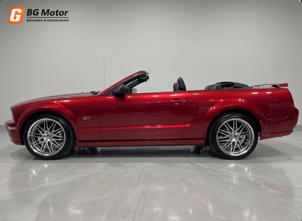 Ford Mustang GT 2007, bild 2/10