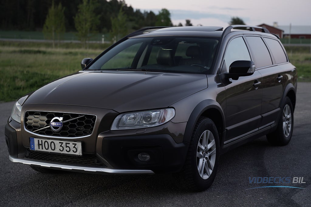 Volvo XC70 D5 AWD DYNAMIC EDITION TAKLUCLA ADAPTIV HARMAN/KARDON