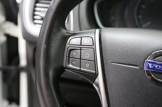 Halvkombi Volvo V40 12 av 23