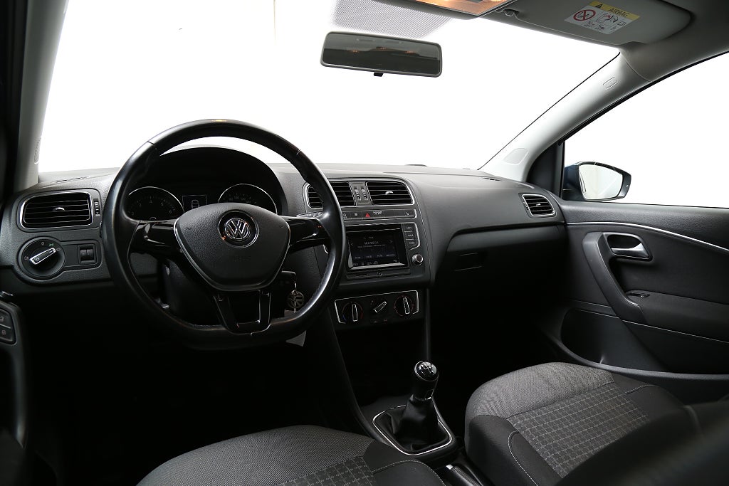 Volkswagen Polo 1,2 TSI 90hk Base 5D Bluetooth 2017