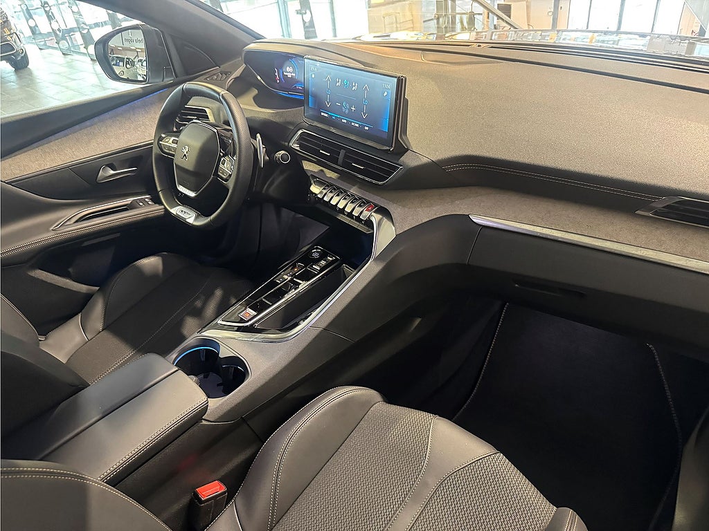 Bild på Peugeot 5008 GT 1.2 PT 130hk Aut - 7-SITS, B-KAMERA, CARPLAY