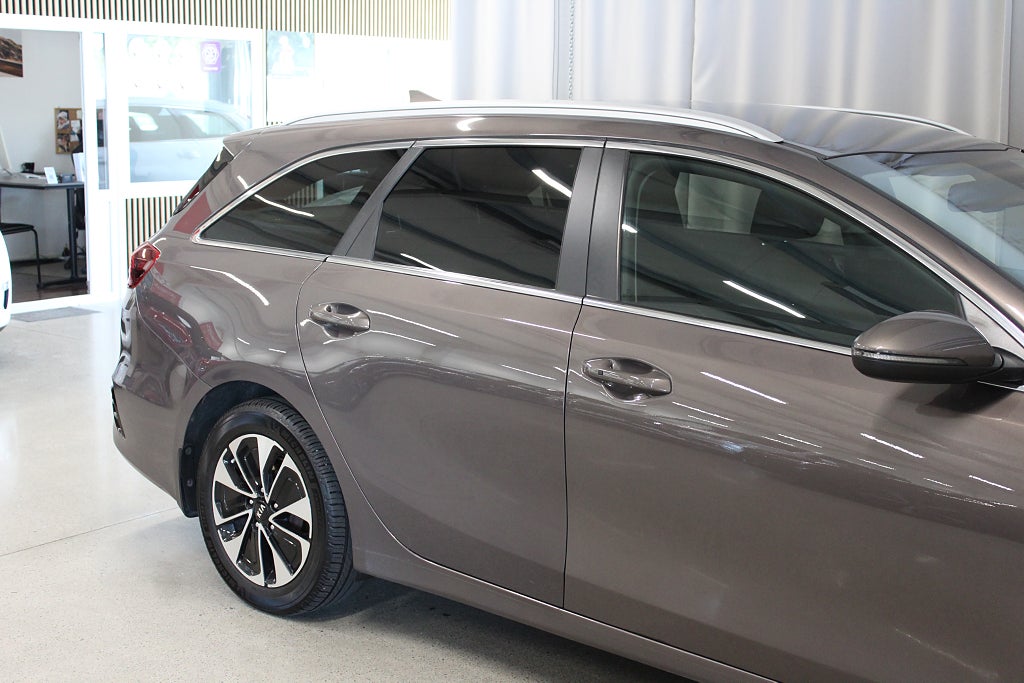 Kia Ceed Plug-in Hybrid, Advance Plus, Drag, S&V-hjul, Navi,