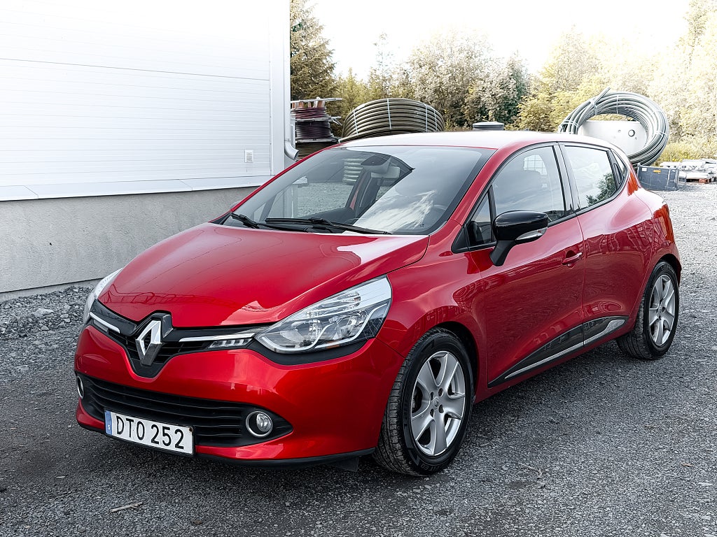 Renault Clio 1.5 dCi | besiktad | få ägare | super fint skick