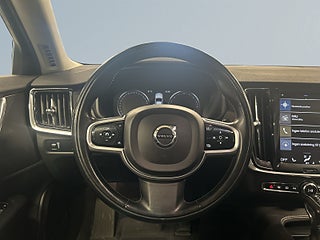 Volvo V90 Cross Country D4 AWD Automat Drag/Kamera/P-Värmare/M-värmare/S&V-Däck – bild 9
