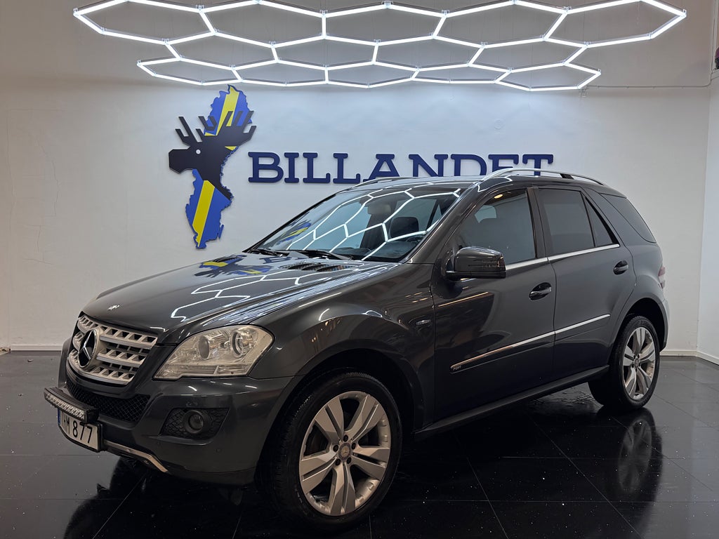 Mercedes-Benz ML 300 CDI 4MATIC BlueEFFICIENCY-Navi-Drag-Eu6