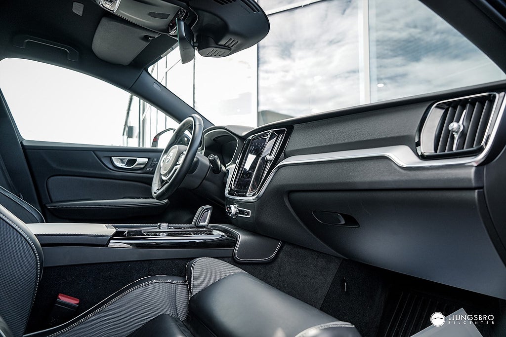 Volvo V60 2021 - miniatyr 18