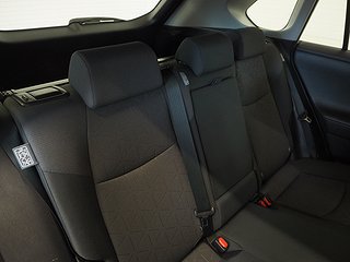SUV Toyota RAV4 16 av 24