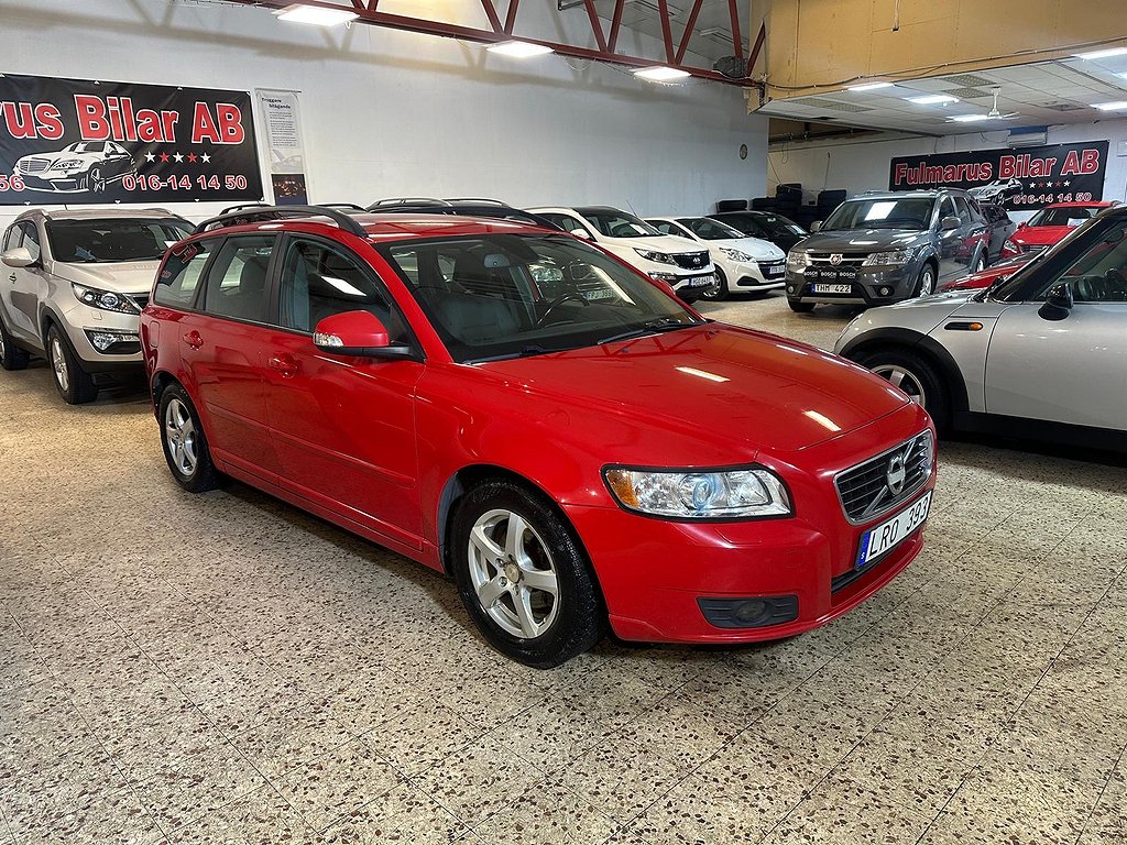 Volvo V50 D2 Momentum Ny Servad & Ny Besiktigad 116hk