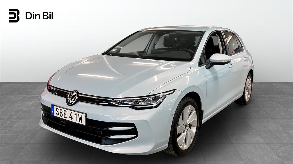 Volkswagen Golf 1.5 eTSI 150HK DSG / Backkamera & Keyless