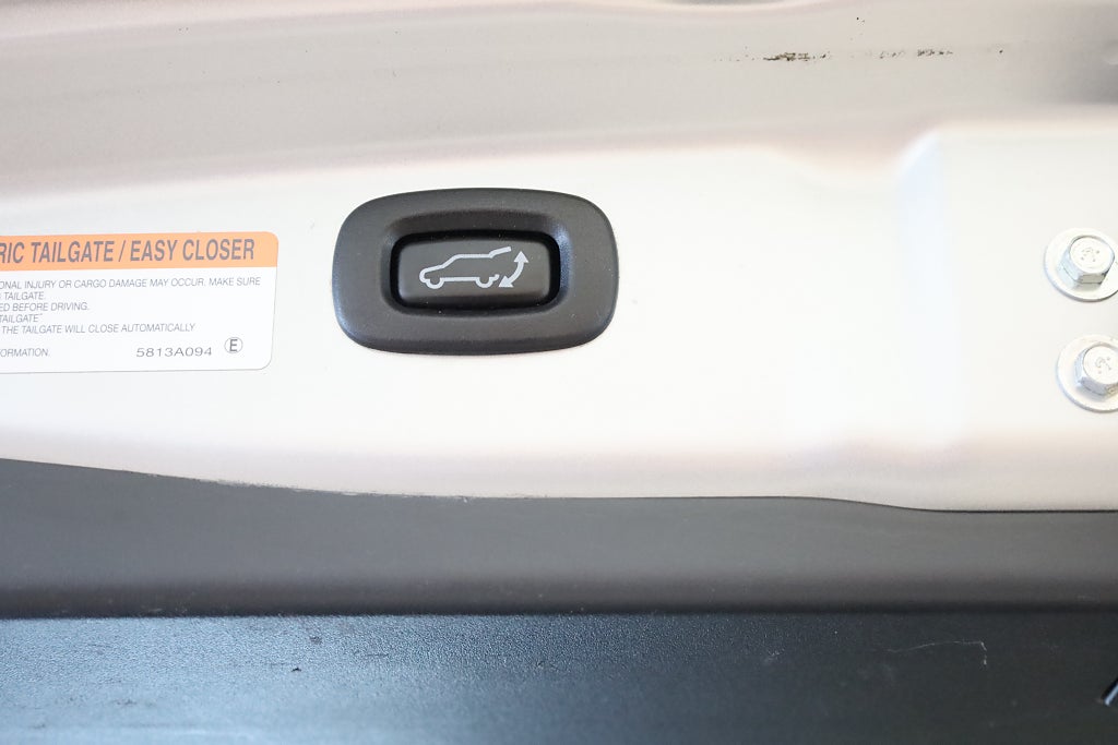 Mitsubishi Outlander PHEV CVT S-Edition Lucka 360° Navi Läder Drag Rattvärm 2020