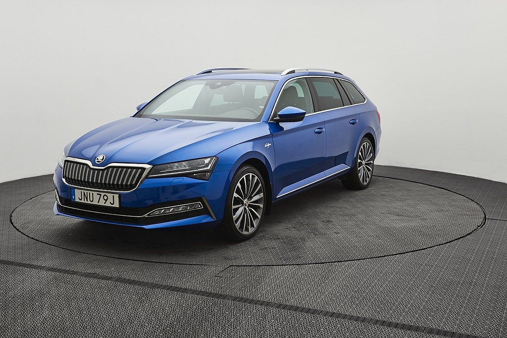 Skoda Superb iV Kombi L&K Plug-in Hybrid DSG Drag & Värmare