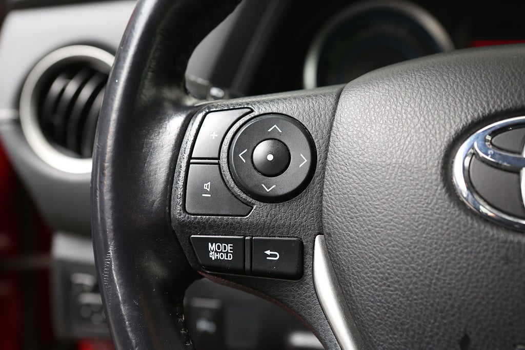 Toyota Auris Touring Sports Hybrid e-CVT Executive 2015