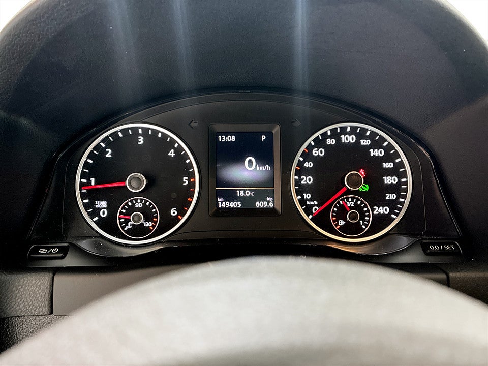 Bild på Volkswagen Tiguan R-Line 2.0 TDI DPF 184hk Aut 4WD B-KAMERA PANO
