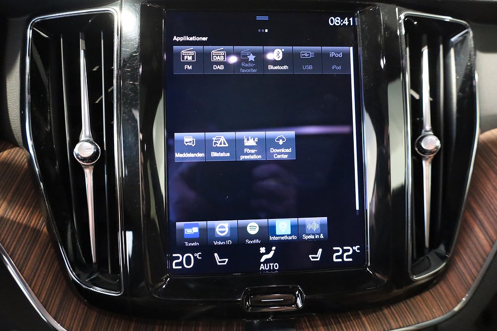 Volvo XC60 Recharge T6 Inscription Exp AWD Pano Skinn Drag 2021