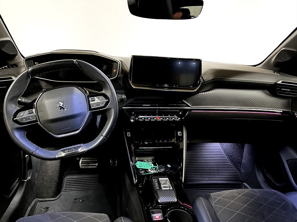 Bild på Peugeot E-208 GT 50kWh 136hk Aut - PANO, B-KAMERA