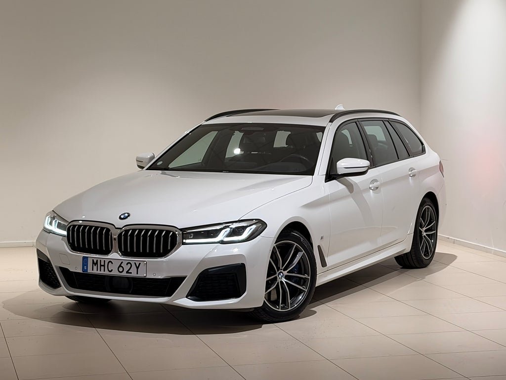BMW 530 d xDrive, M-Sport, Drag, Värmare, Panorama, Komfortstol, HK