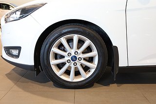 Halvkombi Ford Focus 7 av 20