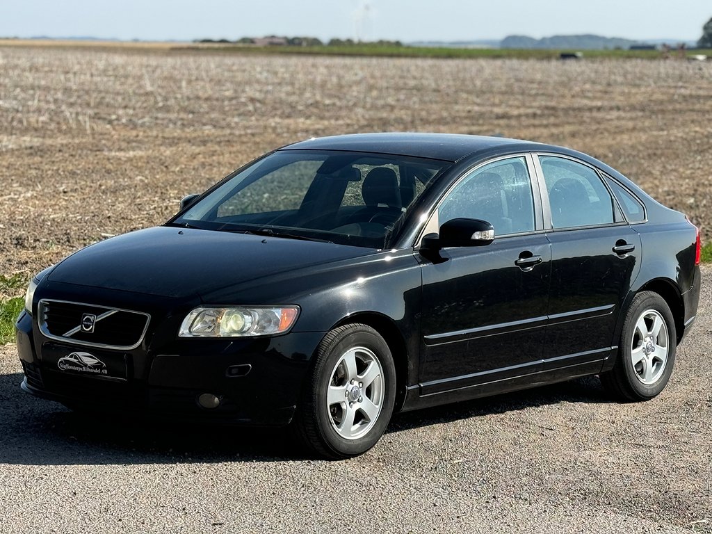 Volvo S40 1.8 Flexifuel Momentum | NYBES