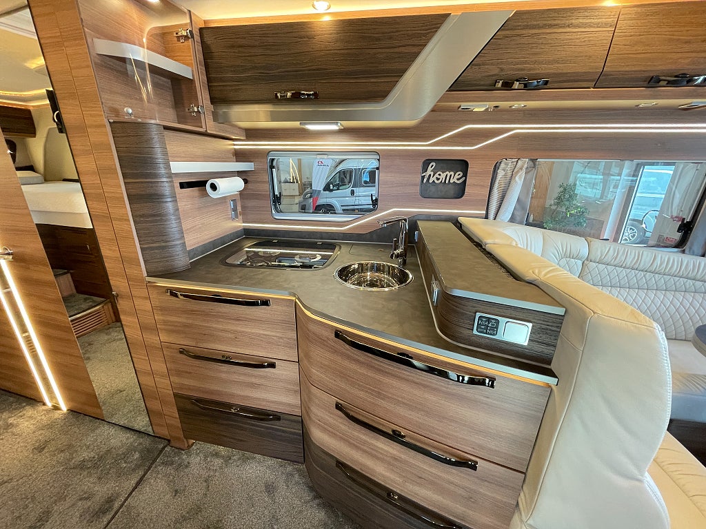 Knaus 900 LEG Sun I / Hydraul-ben /AC- Bodel/Solcell x8 / litium / Inv - Knaus