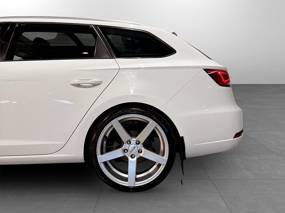 Bild på Seat Leon ST FR 2.0 TDI 184hk Aut DRAG P-SENSORER