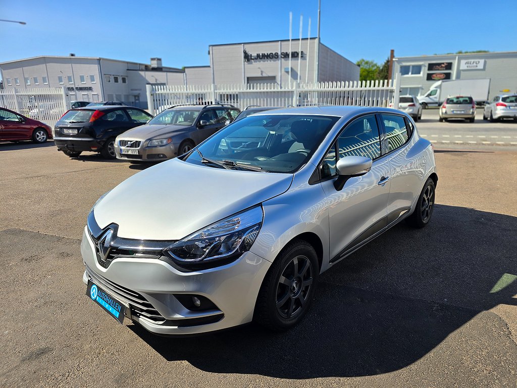 Renault Clio 0.9 TCe 1 Års Garanti 0% RÄNTA 36MÅN