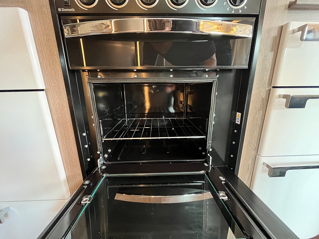 Kabe Royal 780 BGXL / Barnkammare / ALDE / Mover / Förtält - Kabe
