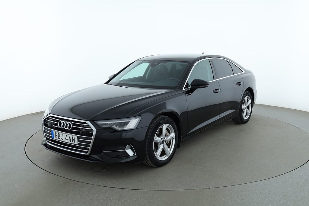 Audi A6 Sedan 45 TFSI quattro S Tronic / Matrix, PDC