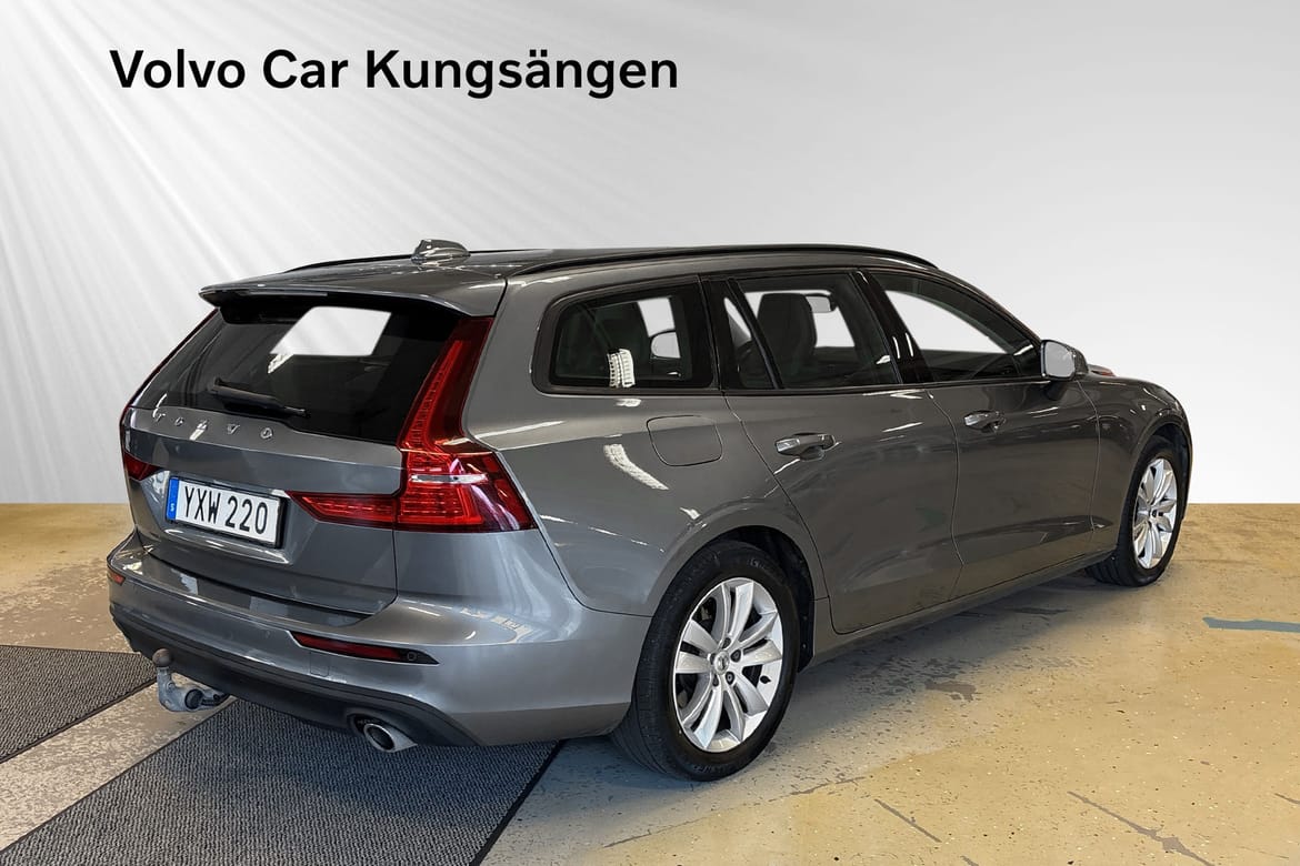 Volvo V60 D4 AWD Momentum Edition DRAG 2019, bild 5/10