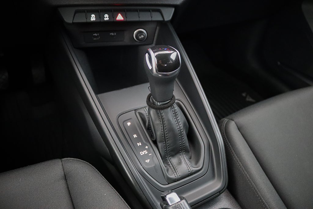 Audi A1 Sportback 30 TFSI S-Tronic Proline Advanced Cockpit