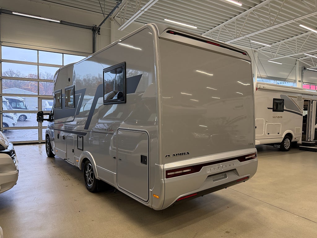 Adria Coral Supreme 670 DC *Queenbed*Automat*