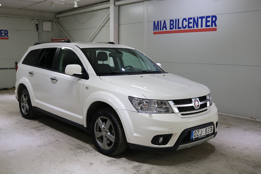 Fiat Freemont 2.0 D 4x4 7sits /Navi /2st Barnstol inbyggd/ Ny kamrem