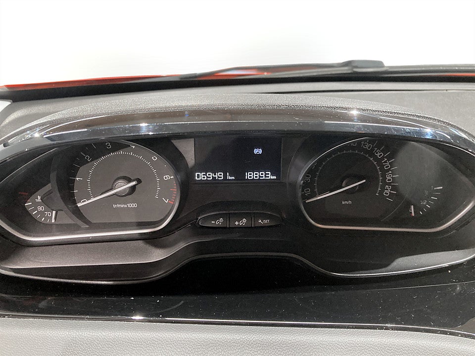 Bild på Peugeot 208 Active 1.2 PT 82hk Aut KAMPANJRÄNTA 3,99%