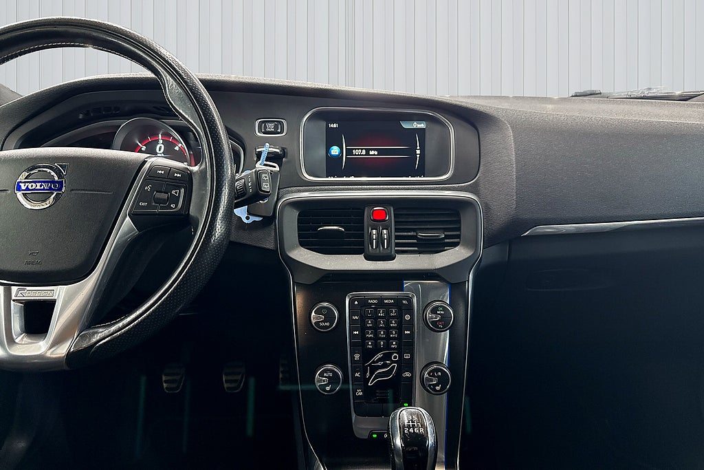 Volvo V40 2016