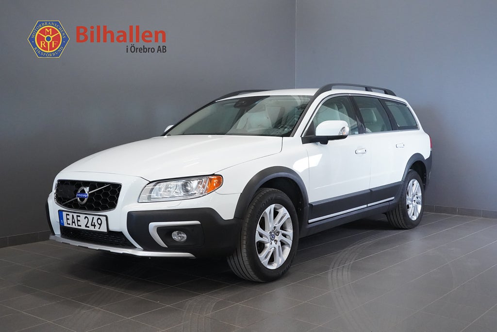 Volvo XC70 D4 AWD Automat Summum /Skinn Drag Värmare Drag