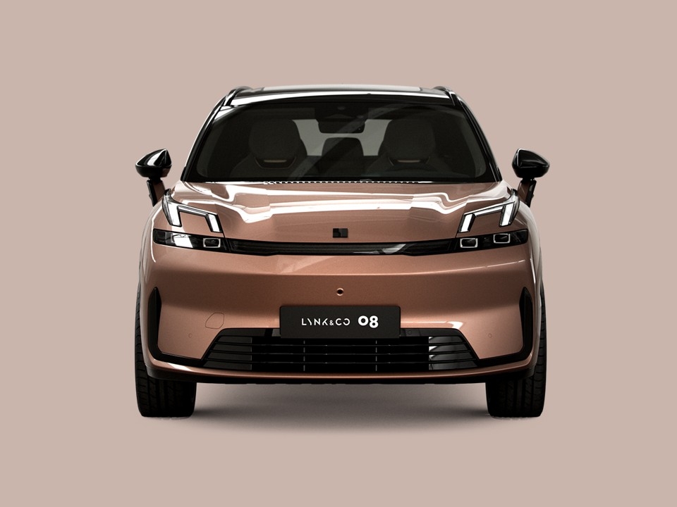 Lynk & Co 08 More PHEV (345 hk) 2026, bild 2/25
