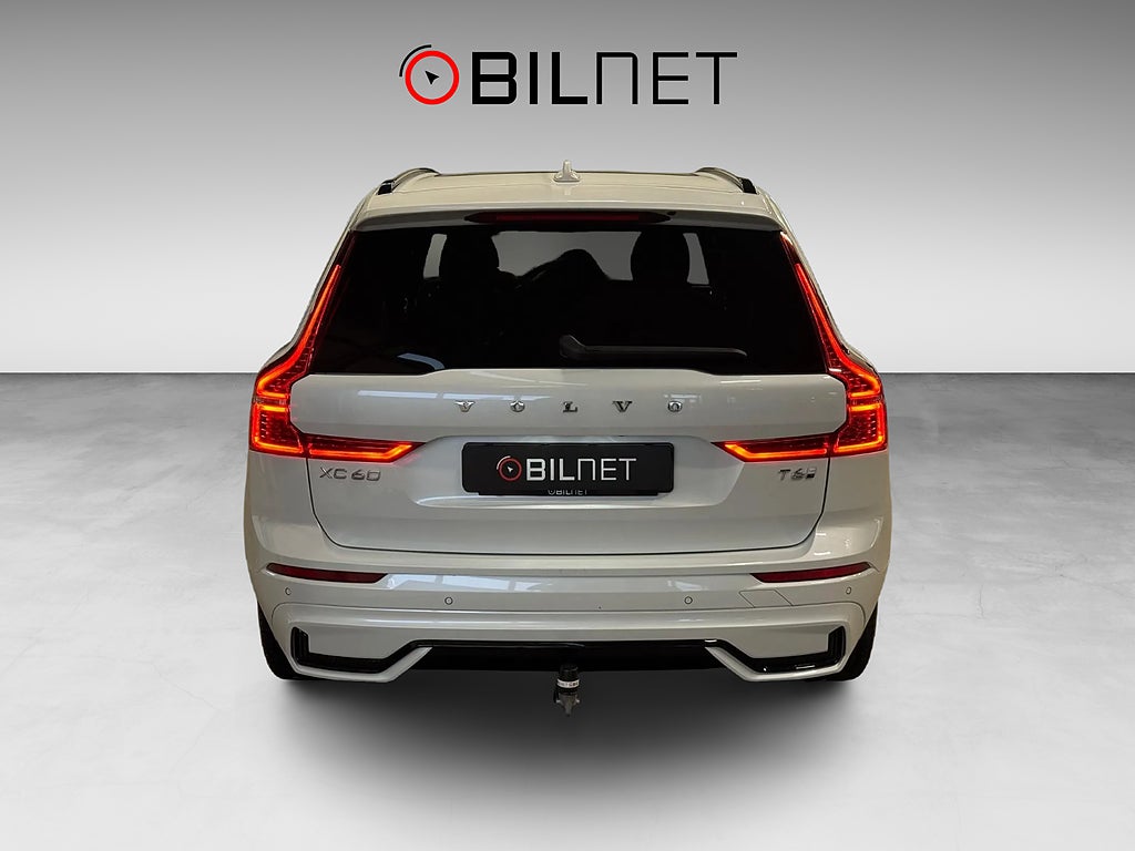 Volvo XC60 T6 Plug-In Hybrid AWD Dark Plus HUD 360 Drag Pano 20"