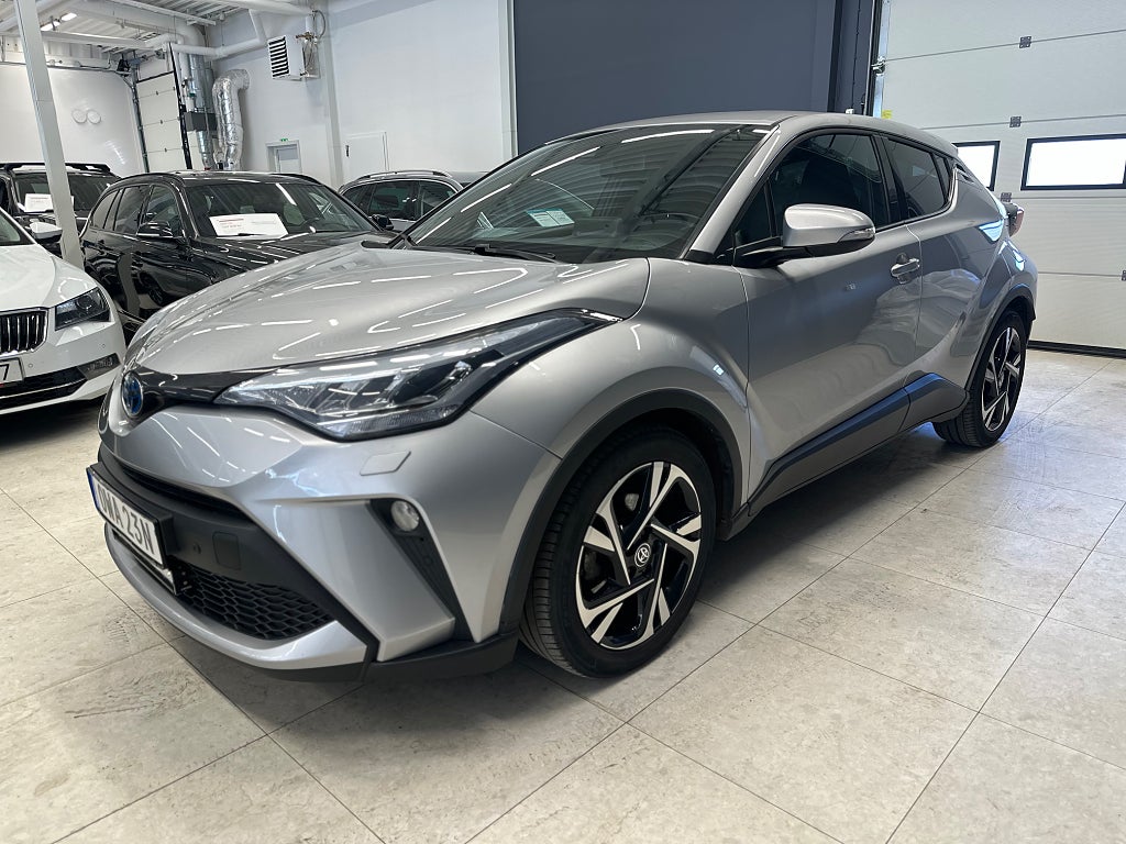 Toyota C-HR Hybrid CVT X-Edition 4,99% /B-Kamera/Drag/Navigation