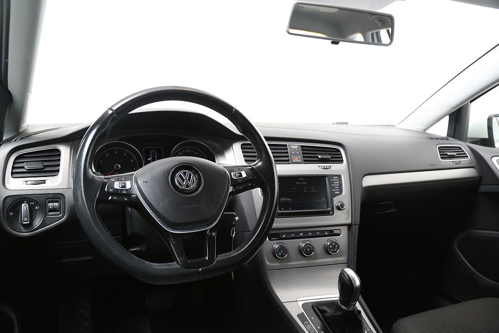 Volkswagen Golf 1,2 TSI 110hk DSG Sportscombi CarPlay Kamera 2017