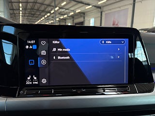 Volkswagen Golf 1.5 eTSI ACT OPF S&V/Psens/Navi/Drag/Pvärm/Rattvärm/BT – bild 17