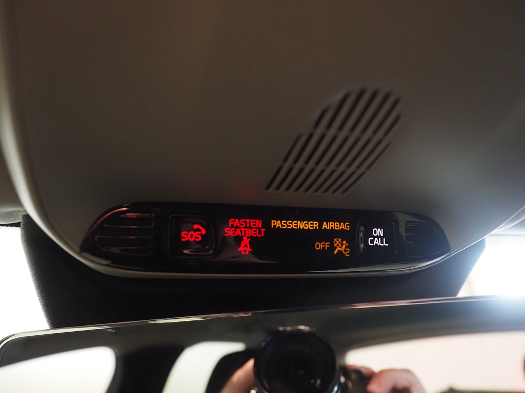 Volvo XC60 D4 AWD Geartronic 190hk Momentum Drag D-Värm 2019