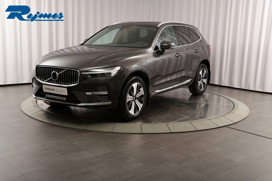 Volvo XC60 Recharge T6 Core Edition