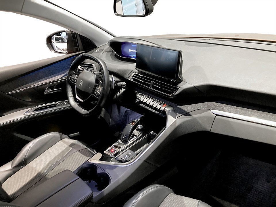 Bild på Peugeot 5008 Allure Pack 1.2 PT 130hk Aut - 7-SITS, B-KAMERA